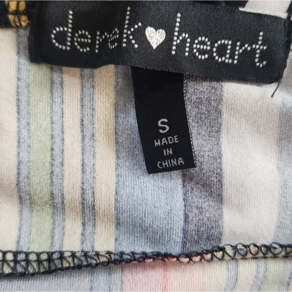 Women's V-Neck Short Empire Waist Dress with Adjustable Straps Size: S - Picture 4 of 5